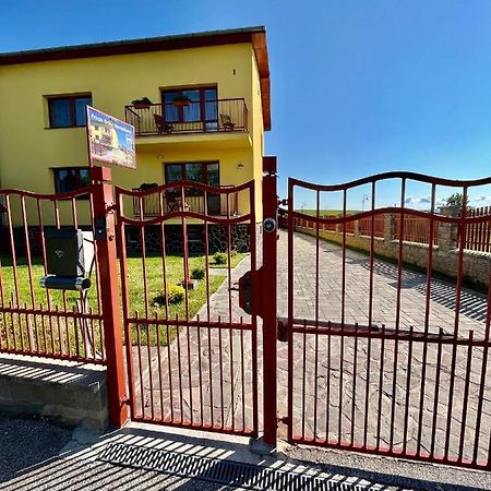 Privat U Eriky Hotel Stara Lesna Luaran gambar